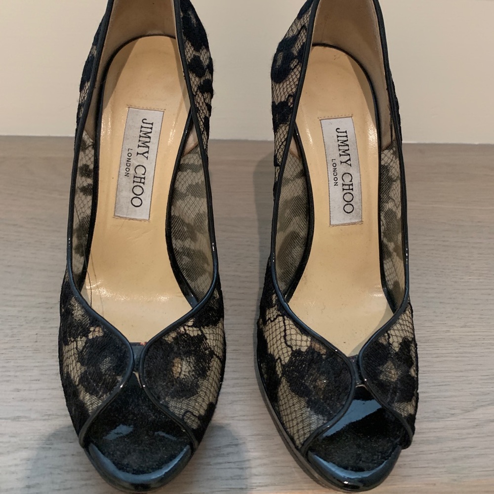 Jimmy Choo Belgio Lace peep toed pump
